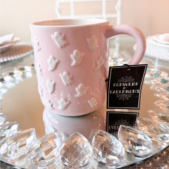 🩷👻 PINK + WHITE Mini Ghost Mug Cobwebs & Cauldrons NEW - Picture 5 of 5
